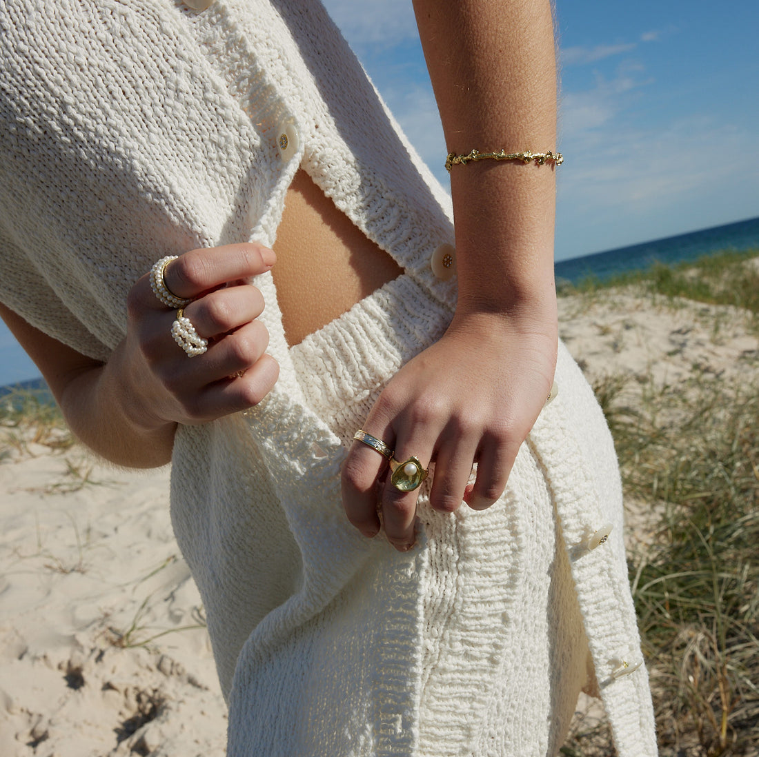Palas The World Is Your Oyster Ring